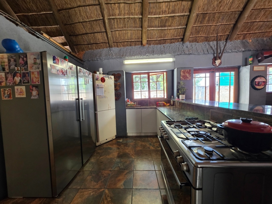 4 Bedroom Property for Sale in Olifantsnek North West